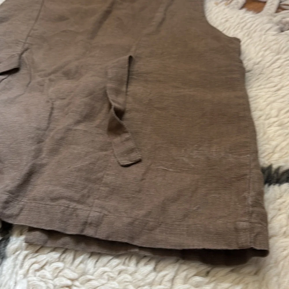 First Rite Linen Vest - Picture 15 of 17